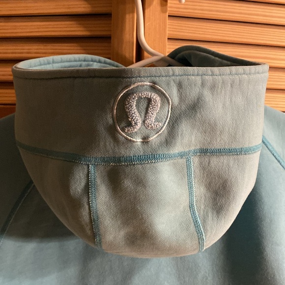 ☁️ Lululemon Scuba Light Blue Zip Up Sweater - Picture 4 of 5